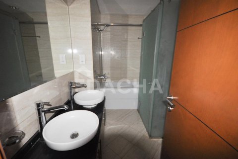 Снять в аренду квартиру в Дубай Марине, Дубай: 2 спальни, 140.3м², № 6441 - фото 12
