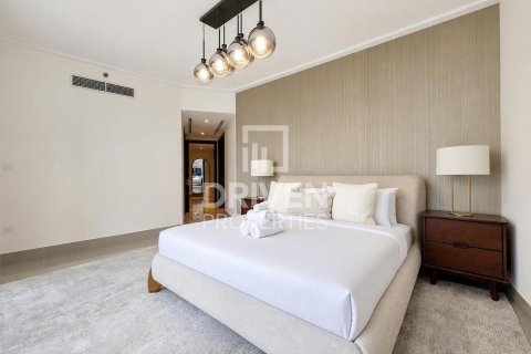 Apartment in Downtown Dubai (Downtown Burj Dubai), Dubai 2 bedrooms, 159.42 sq.m. № 142880 - photo 9