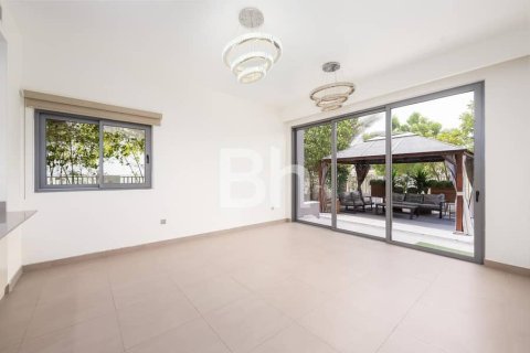 Снять в аренду виллу в Дубай Хилс Эстейт, Дубай: 5 спален, 555м², № 57191 - фото 20