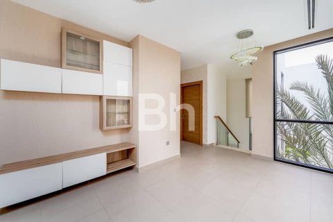 Снять в аренду виллу в Дубай Хилс Эстейт, Дубай: 5 спален, 555м², № 57191 - фото 8