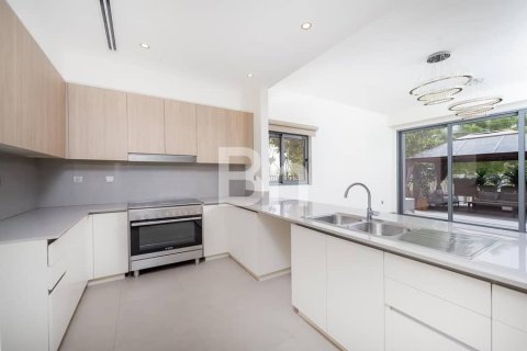 Снять в аренду виллу в Дубай Хилс Эстейт, Дубай: 5 спален, 555м², № 57191 - фото 19