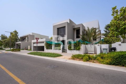 Снять в аренду виллу в Дубай Хилс Эстейт, Дубай: 5 спален, 555м², № 57191 - фото 2