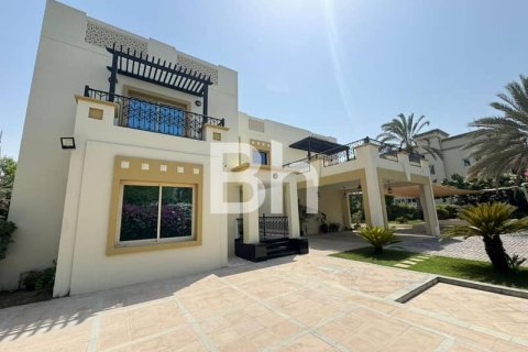 Villa à Emirates Hills, Dubai, 5 chambres, 1488 m², № 57171 - photo 1