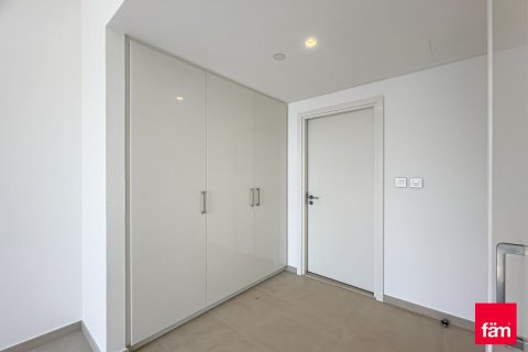 Apartment in Downtown Dubai (Downtown Burj Dubai), Dubai 2 bedrooms, 100.9 sq.m. № 113764 - photo 7