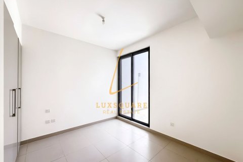 Villa in Dubai Hills Estate, Dubai 3 bedrooms, 196 sq.m. № 110714 - photo 12