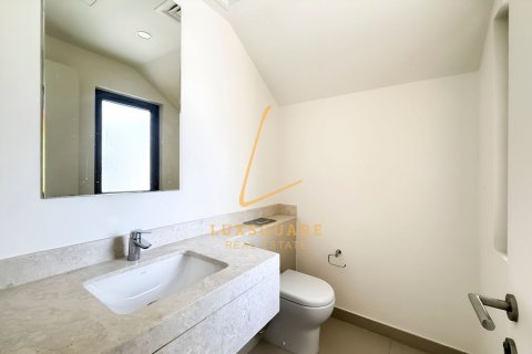 Villa in Dubai Hills Estate, Dubai 3 bedrooms, 196 sq.m. № 110714 - photo 7