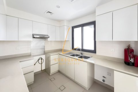 Villa in Dubai Hills Estate, Dubai 3 bedrooms, 196 sq.m. № 110714 - photo 16