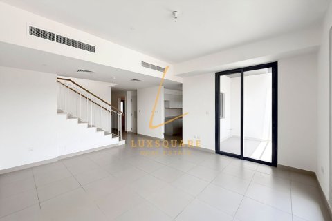 Villa in Dubai Hills Estate, Dubai 3 bedrooms, 196 sq.m. № 110714 - photo 18