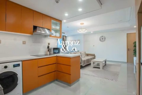 Appartement à Jumeirah Lake Towers, Dubai, 1 chambre, 77 m², № 110705 - photo 9
