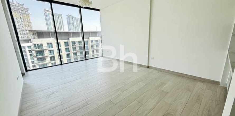 Квартира в Дубае, 1 спальня, 68м², № 24004