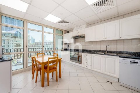 Hotel Apartment in Dubai 3 bedrooms, 255 sq.m. № 24006 - photo 7