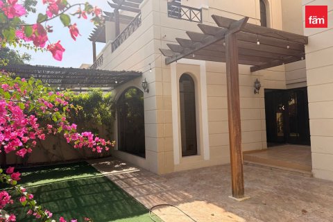 تاون هاوس في دبي 4 غرف نوم, 297.5 م² رقم 139146 - صورة 2