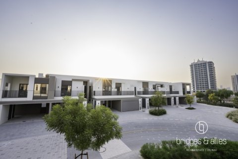 Villa in Dubai 4 bedrooms, 252.6 sq.m. № 77262 - photo 26