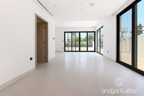 Villa en Dubai, 4 dormitorios, 235.2 m², № 77270 - foto 7
