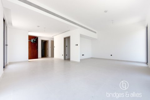 Villa en Dubai, 4 dormitorios, 235.2 m², № 77270 - foto 4