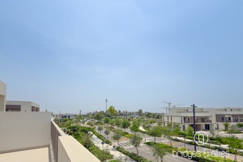 Villa en Dubai, 4 dormitorios, 235.2 m², № 77270 - foto 21