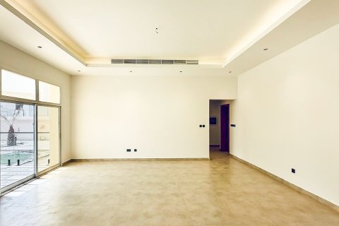 Villa in Dubai 4 bedrooms, 557.42 sq.m. № 142187 - photo 5