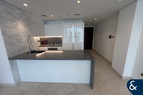 Снять в аренду квартиру в Бизнес-Бэе, Дубай: 3 спальни, 157м², № 79365 - фото 2