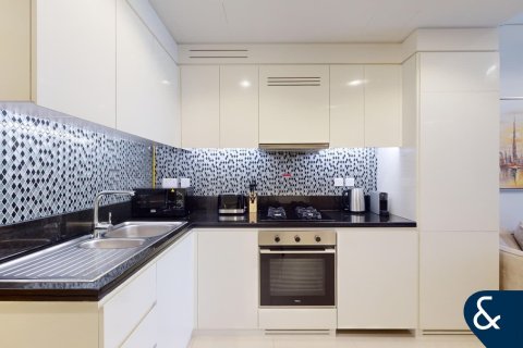 Снять в аренду квартиру в Sheikh Zayed Road, Дубай: 2 спальни, 76м², № 79359 - фото 17