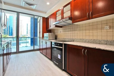 Снять в аренду квартиру в Пальме Джумейре, Дубай: 4 спальни, 240м², № 79370 - фото 3