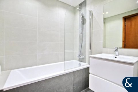 Снять в аренду квартиру в Пальме Джумейре, Дубай: 4 спальни, 240м², № 79370 - фото 5