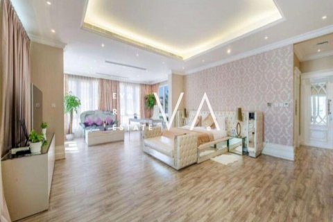 Villa in Palm Jumeirah, Dubai 6 bedrooms, 1245.14 sq.m. № 52735 - photo 7