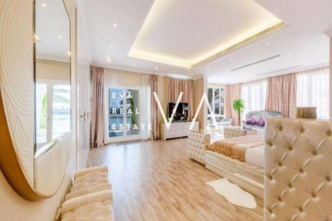 Villa in Palm Jumeirah, Dubai 6 bedrooms, 1245.14 sq.m. № 52735 - photo 9