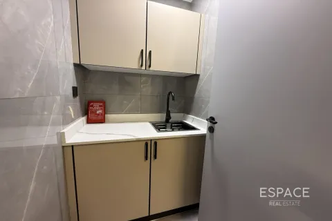 Снять в аренду офис в Джумейра Вилладж Серкл, Дубай: 167м², № 71241 - фото 9