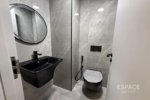 Снять в аренду офис в Джумейра Вилладж Серкл, Дубай: 167м², № 71241 - фото 8