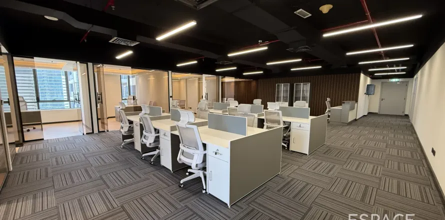 Офис в Джумейра Вилладж Серкл, Дубай, 167м², № 71241