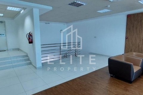 Usine à Dubai, 8406 m², № 42263 - photo 18