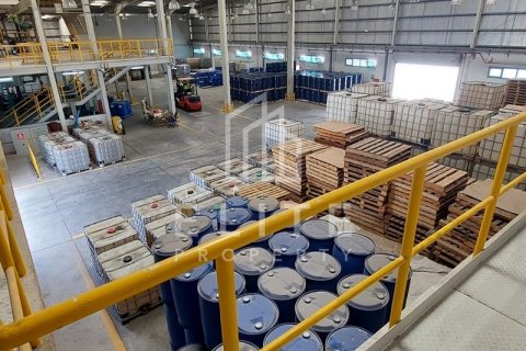 Usine à Dubai, 8406 m², № 42263 - photo 10