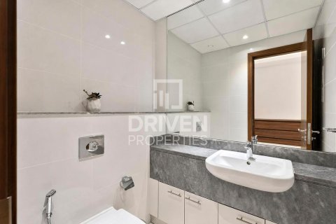 Apartamento en Al Habtoor City, Business Bay, Dubai, 2 dormitorios, 140.38 m², № 141072 - foto 10