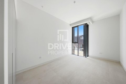 Townhouse in Nad Al Sheba 1, Nadd Al Sheba, Dubai 3 bedrooms, 185.62 sq.m. № 141071 - photo 7