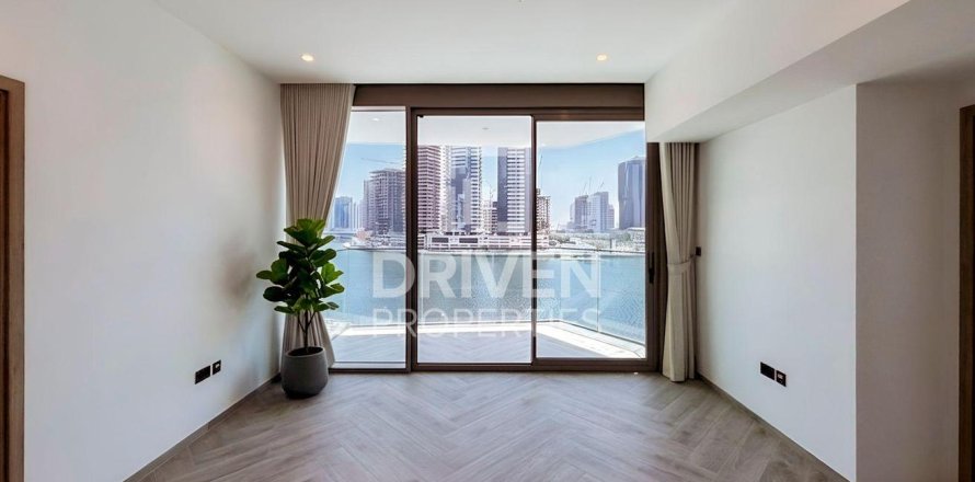 Apartamento en Business Bay, Dubai, 2 dormitorios, 85.75 m², № 129036