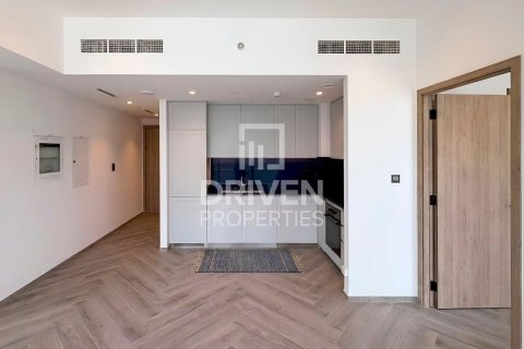 Apartamento en Business Bay, Dubai, 2 dormitorios, 85.75 m², № 129036 - foto 2