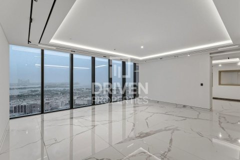 Apartment in Dubai Internet City, Dubai 4 bedrooms, 447.33 sq.m. № 129028 - photo 12