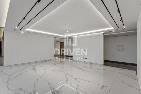 Apartment in Dubai Internet City, Dubai 4 bedrooms, 447.33 sq.m. № 129028 - photo 8