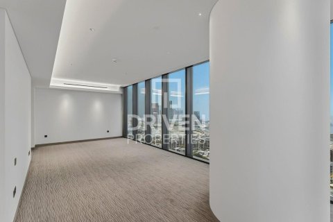 Apartment in Dubai Internet City, Dubai 4 bedrooms, 447.33 sq.m. № 129028 - photo 20