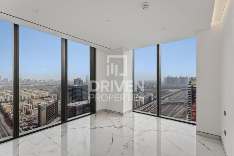 Apartment in Dubai Internet City, Dubai 4 bedrooms, 447.33 sq.m. № 129028 - photo 15