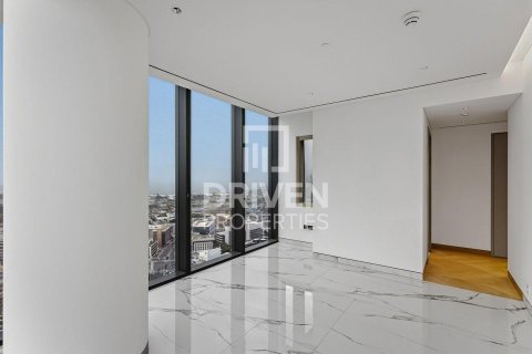 Apartment in Dubai Internet City, Dubai 4 bedrooms, 447.33 sq.m. № 129028 - photo 17