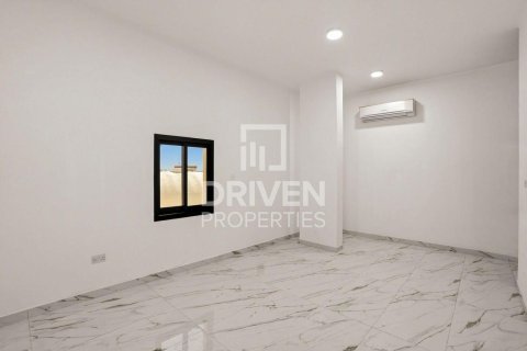 Villa en Nad Al Sheba 1, Nadd Al Sheba, Dubai, 5 dormitorios, 929.96 m², № 129038 - foto 16