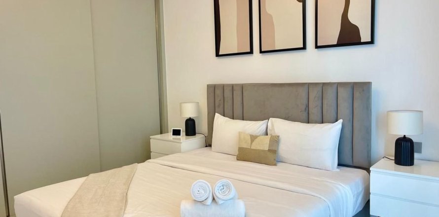 Apartment in Dubai Harbour, Dubai 1 bedroom, 75.1 sq.m. № 71925