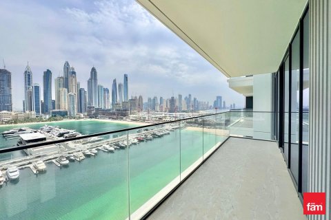 Apartment in Dubai Harbour, Dubai 3 bedrooms, 188.6 sq.m. № 97690 - photo 13