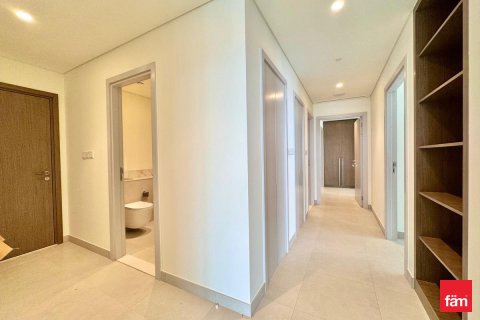 Apartment in Dubai Harbour, Dubai 3 bedrooms, 188.6 sq.m. № 97690 - photo 9