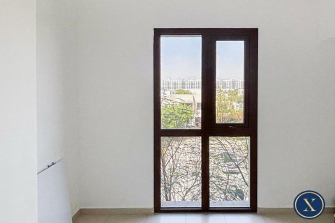 Apartment in Zahra Breeze Apartments, Town Square, Dubai 3 bedrooms, 135 sq.m. № 46320 - photo 10
