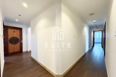 Apartment in Dubai 3 bedrooms, 161 sq.m. № 85710 - photo 15