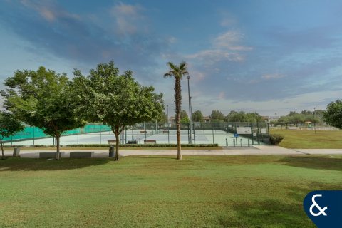 Купить дуплекс в DAMAC Hills (Akoya by DAMAC), Дубай: 2 спальни, 237м², № 78787 - фото 15