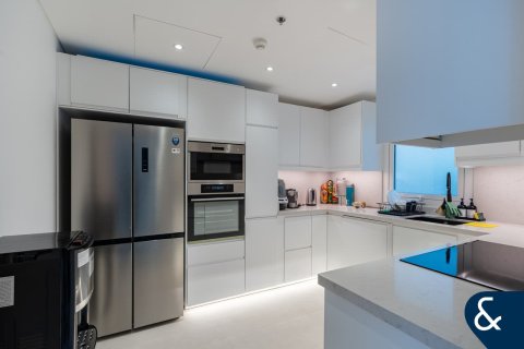 Купить дуплекс в DAMAC Hills (Akoya by DAMAC), Дубай: 2 спальни, 237м², № 78787 - фото 5