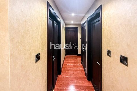 Apartment in Old Town, Dubai 3 bedrooms, 174 sq.m. № 44243 - photo 3